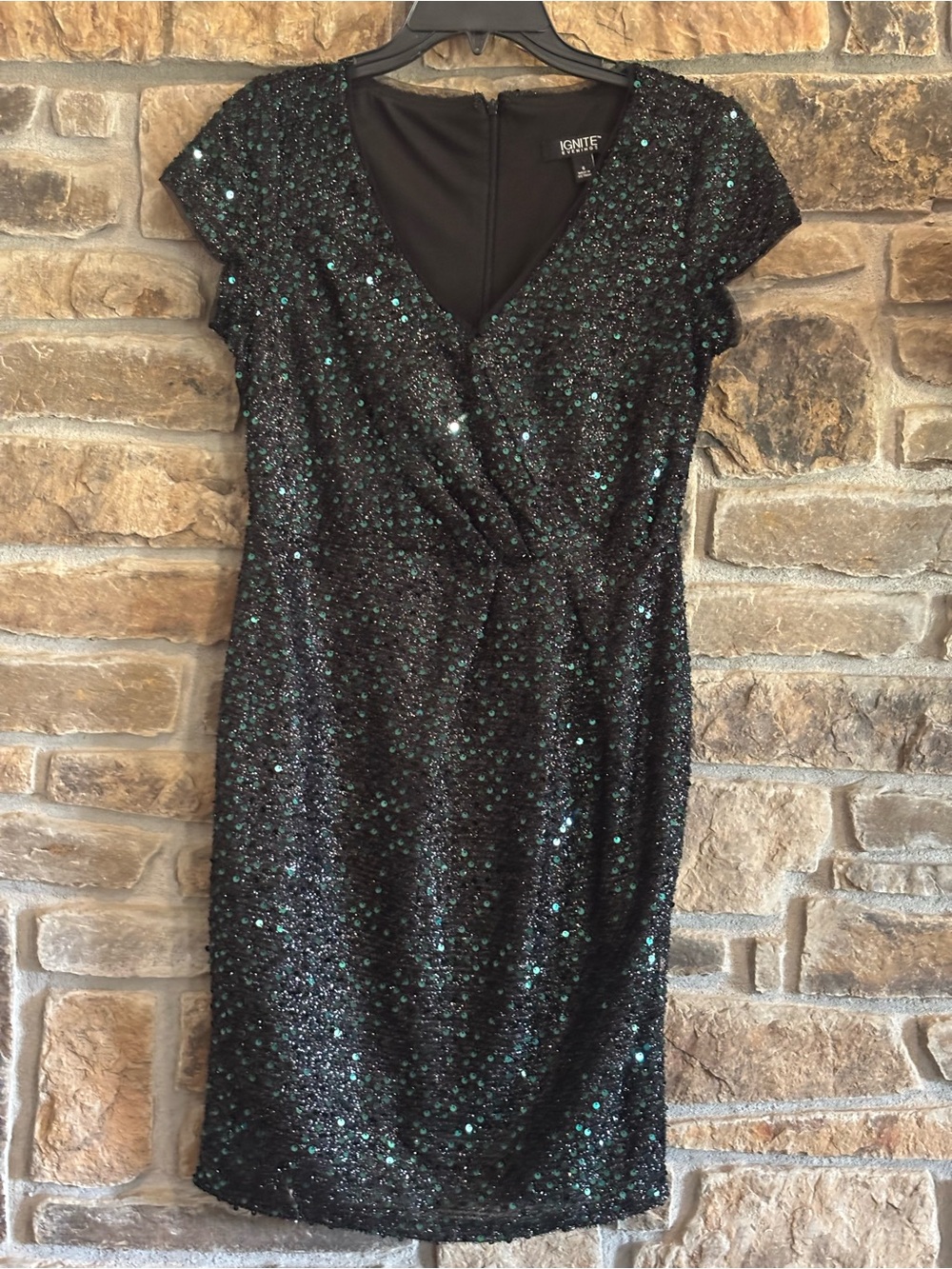 Ignite Evenings Green Sequin V-Neck Sheath Dress